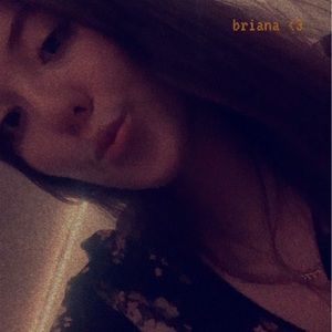 Meet your Posher, Briana